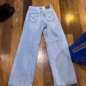 Levi’s rib cage size 26